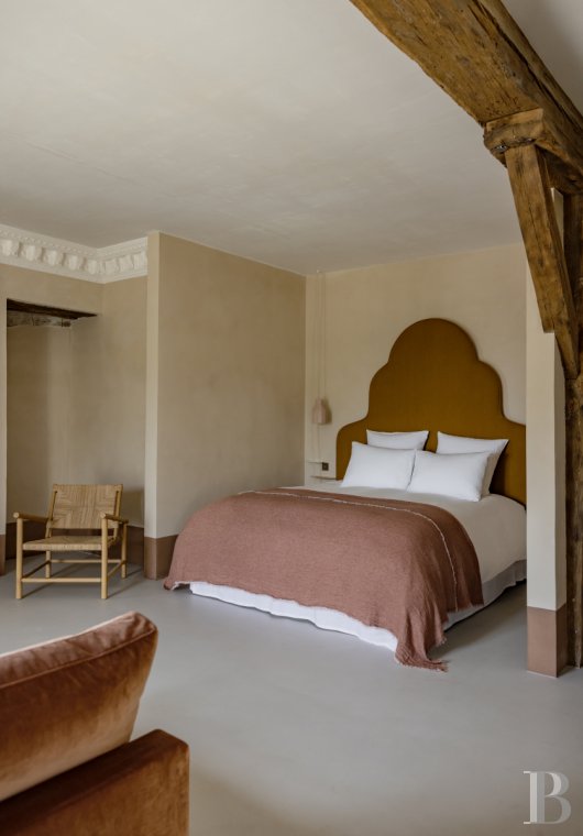 A former 18th century royal factory saved from ruin and completely renovated in Lectoure, the Gers - photo  n°12